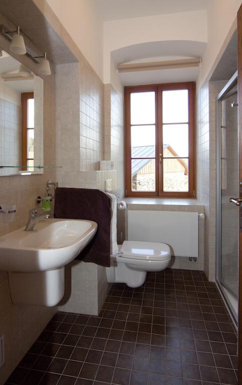 Penzion Stara Vapenka Svinná Chambre photo
