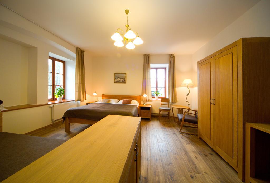 Penzion Stara Vapenka Svinná Extérieur photo