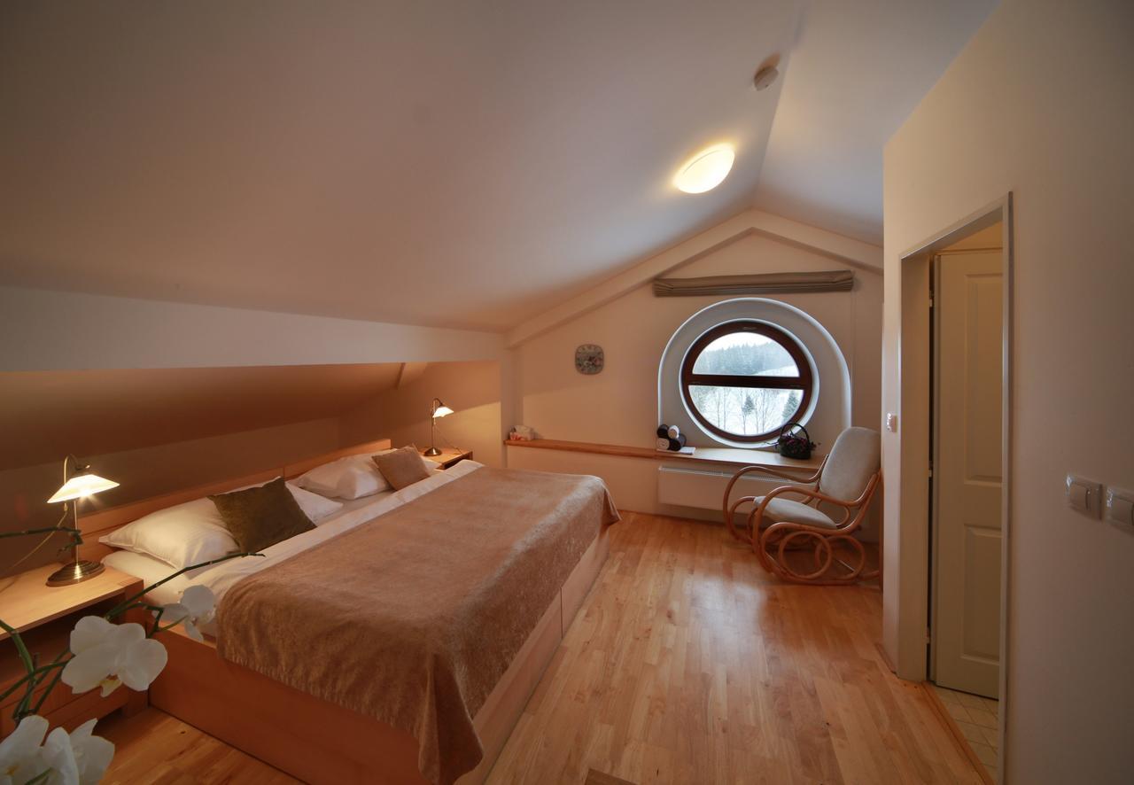 Penzion Stara Vapenka Svinná Extérieur photo